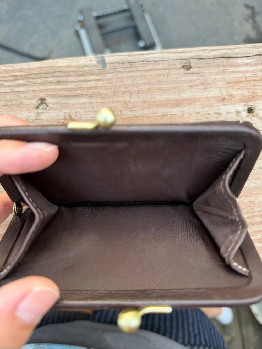 Vintage Coach Brown Leather Kisslock Bifold Wallet